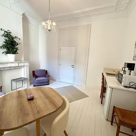 Apartment Bruxelles-Grand Place -Bourse-Centre Bxl *