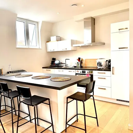 Ulb & Cambre Cosy Duplex