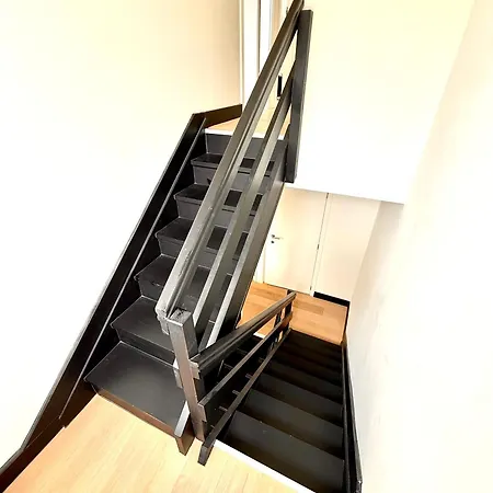 Ulb & Cambre Cosy Duplex 民宿