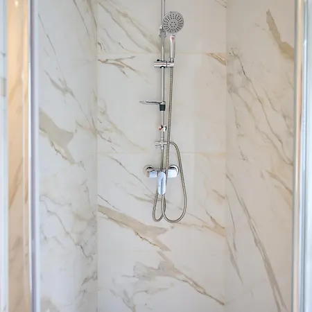 Apartamento Louise Gallery *