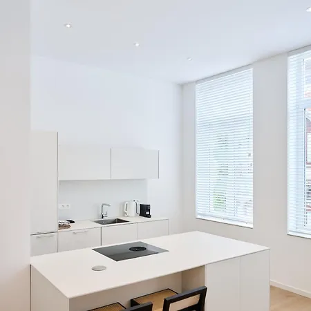 Louise Gallery * Bruxelas