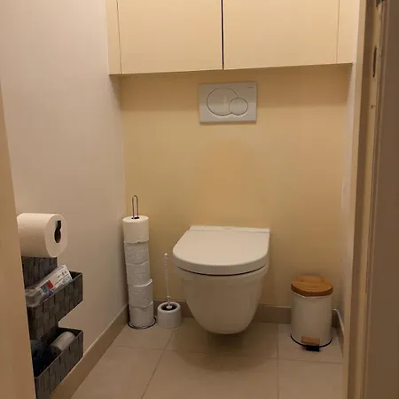 A And Quiet Apartamento Bruselas