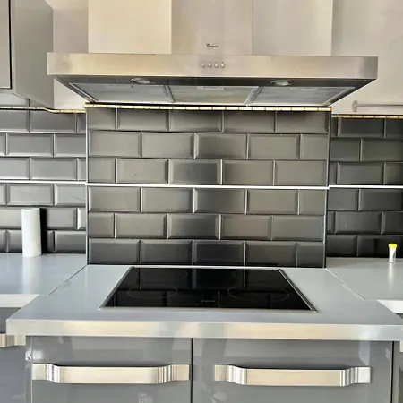 Apartment Chic Midi Station Brussels