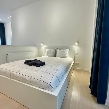 Apartment Chapeliers