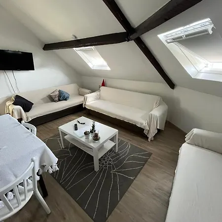 Cozy Nest By Gare Du Midi Brussels