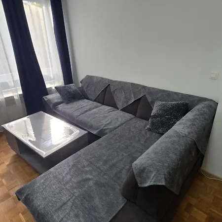 Proche Du Centre Bryssel