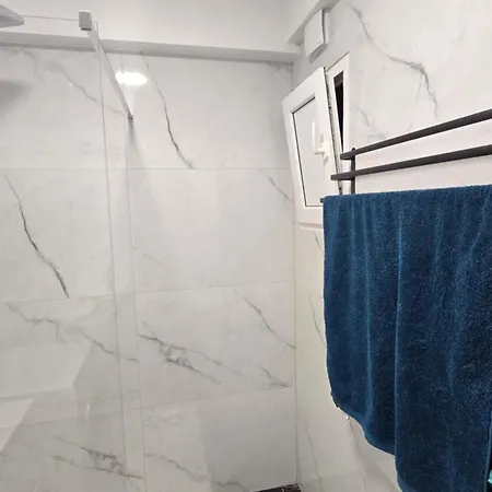 Proche Du Centre Apartment