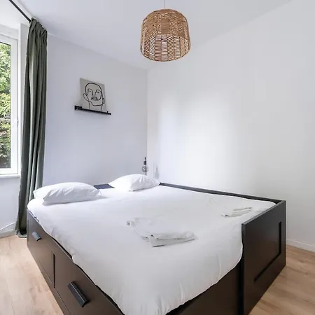 Апартаменты Uccle - Elegance & Modernity In A Quiet Setting Брюссель