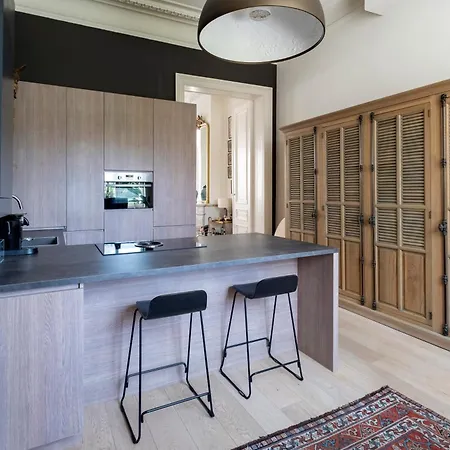 Arlon Prestige