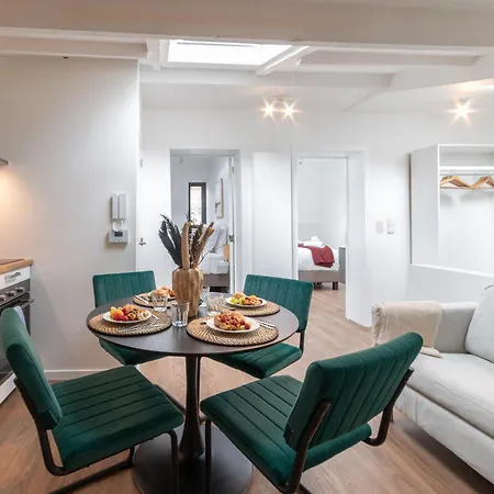 Apartment Chez Lilou Et Babette 2appt 2ch Brussels