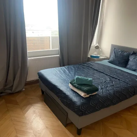 Privee Dans Un Et Partage Guest house *