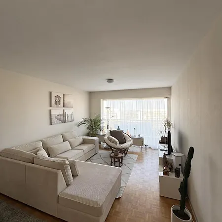 Cosy Near Zaventem Airport Apartment *