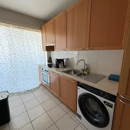 Cosy Near Zaventem Airport Appartamento *