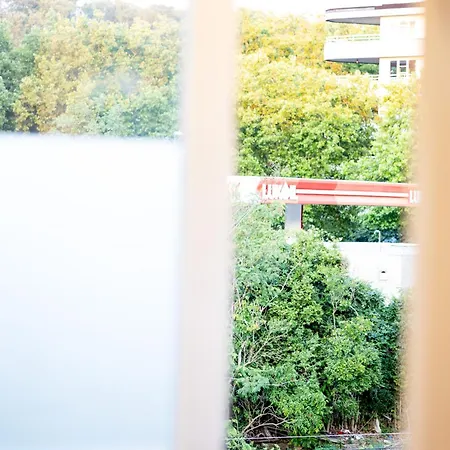 Apartament Sous Toit Lumineux Avec Garage Et 4 Pieces En Enfilade Bruksela