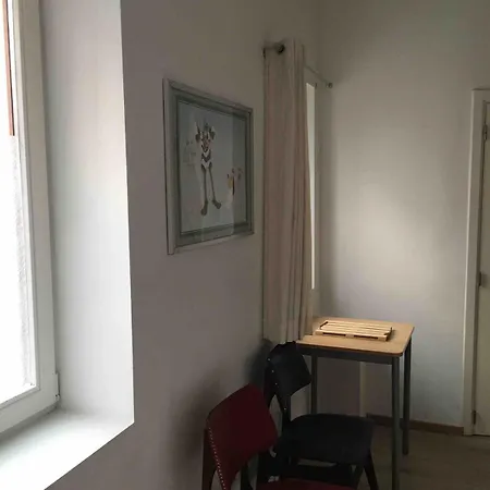 Centre De Bruxelles, A * Brüsszel