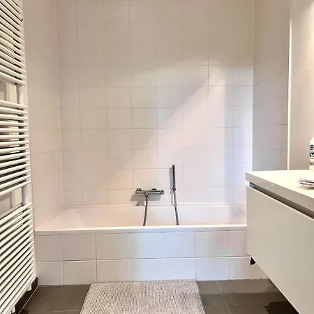 Spacious Loft Instant Favourite Up To 4 Guests Comfort & Style In * Brüsszel
