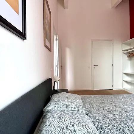 Spacious Loft Instant Favourite Up To 4 Guests Comfort & Style In アパート ブリュッセル