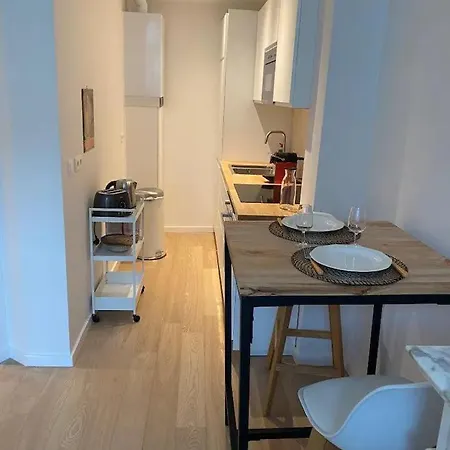 Beautiful And Warm Flat In Heart Of