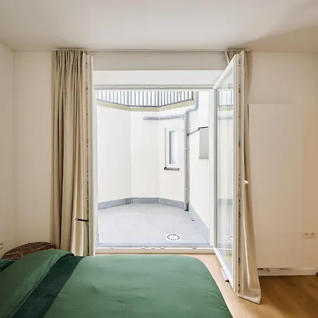 Toison D'or & Sauna 아파트