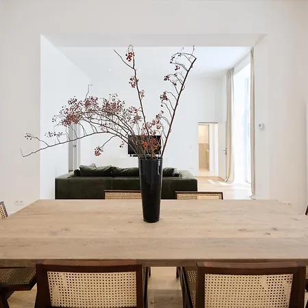 Toison D'or & Sauna Daire *