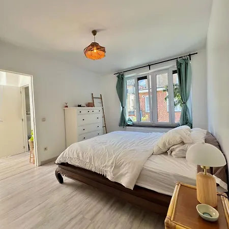 Tiny House Avec Terrasse Privee, 10 Mins Du Centre * Brüksel