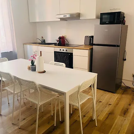 Hostel Bosquet
