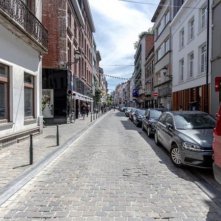 Lovely In The Heart Of Bruxelles