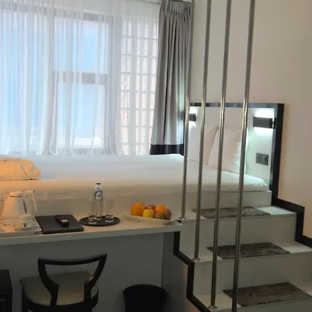 Floris Arlequin Grand-place 3* Bruselas