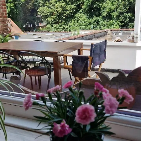 De La Grotte Appartement