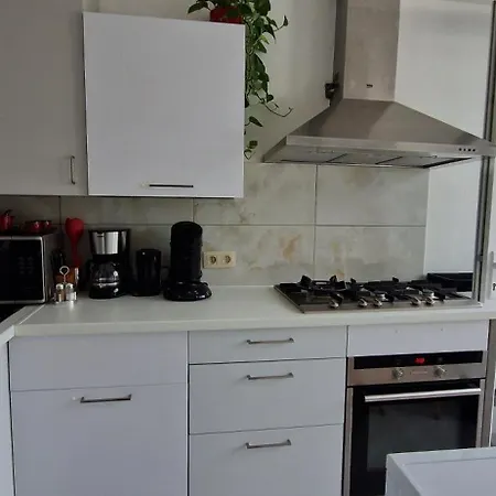 Apartman De La Grotte