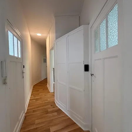 Leopold 6 Brussels