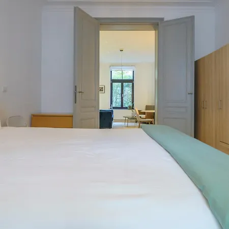 Les De Saint-gilles Apartman *