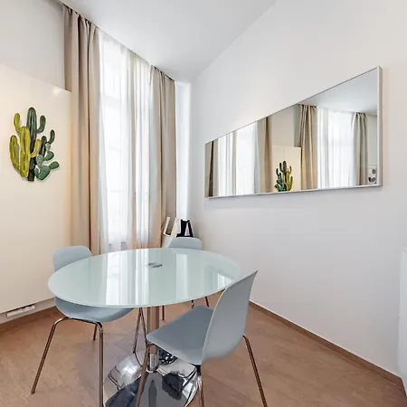 Apartment Fully Furnished And Modern Flat - Center *