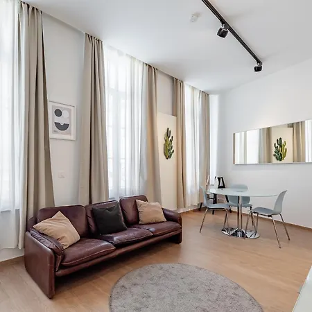 Fully Furnished And Modern Flat - Center * Brüssel
