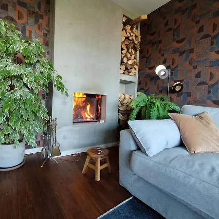 公寓 Overlooking *