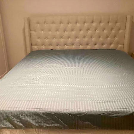 Stylish Flat,90m2, In A Great Location