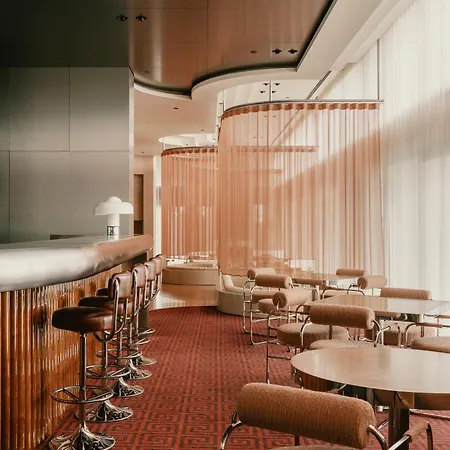 The Standard, 酒店 5*