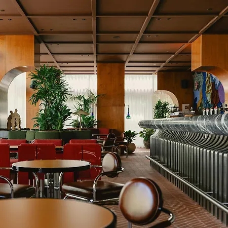 The Standard, Bruselas