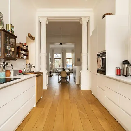 Pansiyon Cozy With Garden