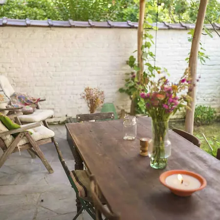 民宿 Cozy With Garden