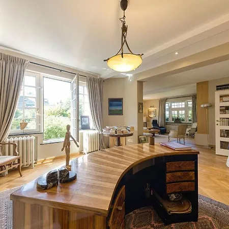 The Castle Villa Brüsszel