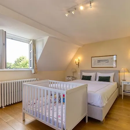 Vila The Castle Brusel