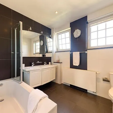 The Castle * Brüsszel