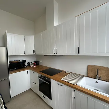 Апартаменты Cosy Flat In Eu Area *