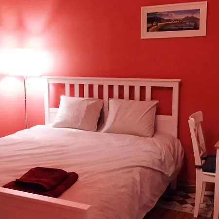 Charming With Terrace Near Merode Брюссель