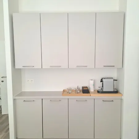 Louise Luxe In * Brüssel