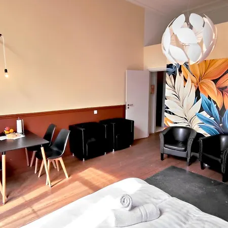 メゾン ジャマール 4*