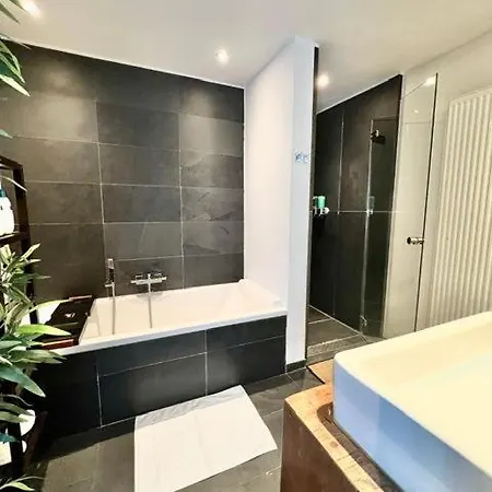 Luxury Loft Duplex Penthouse Of 190m2 & Free Parking ! *