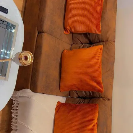 Coumbis Faye Daire *