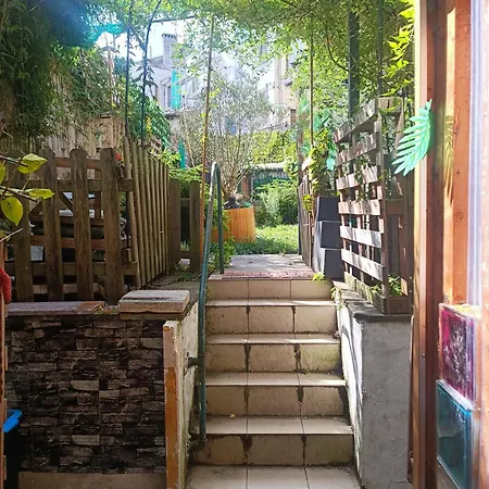 Апартаменты Jardin Ixelles